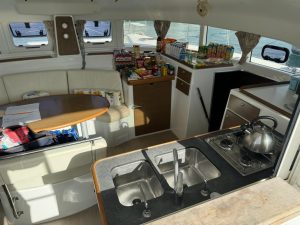 salon, Lagoon 380, catamaran for sale