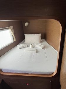 bed, Lagoon 380, catamaran for sale