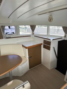 salon, Lagoon 380, catamaran for sale