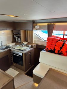 salon, Lagoon 50, catamaran for sale