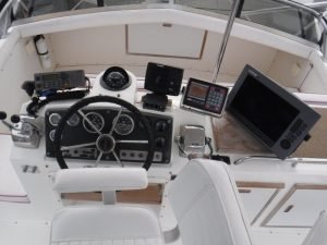 helm, Bertram 33, trawler for sale