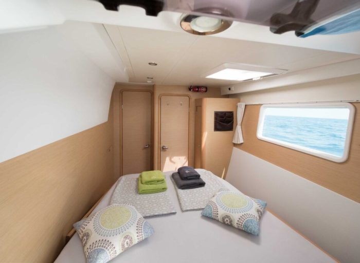 bed, Lagoon 400, catamaran for sale