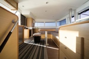 salon, Lagoon 400, catamaran for sale