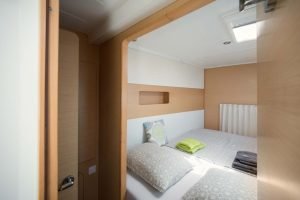 bed, Lagoon 400, catamaran for sale