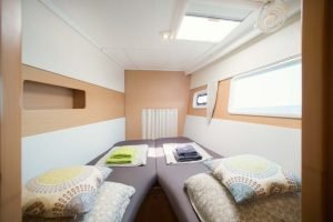 bed, Lagoon 400, catamaran for sale