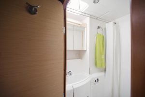 bath, Lagoon 400, catamaran for sale