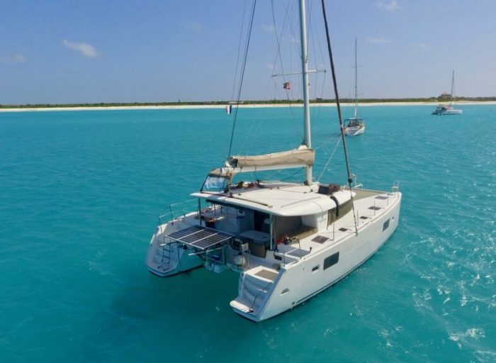 exterior, Lagoon 400, catamaran for sale