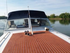 deck, Chris-Craft 35 Catalina, trawler for sale