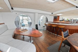 salon, Moxie 61, catamaran for sale