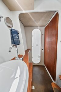 bath, Moxie 61, catamaran for sale