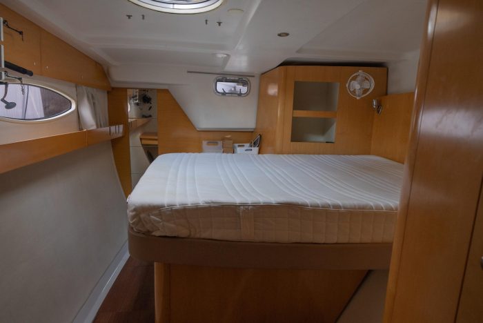 bed, FP 44 Orana, catamaran for sale