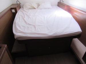 bed, Lagoon 450, catamaran for sale