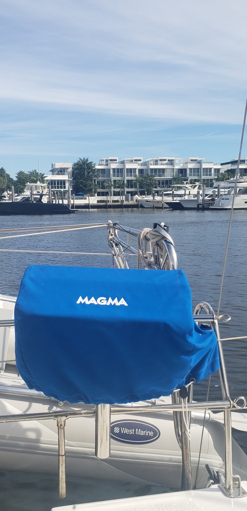 deck, Gemini 105, catamaran for sale