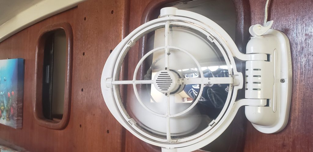 interior, Gemini 105, catamaran for sale