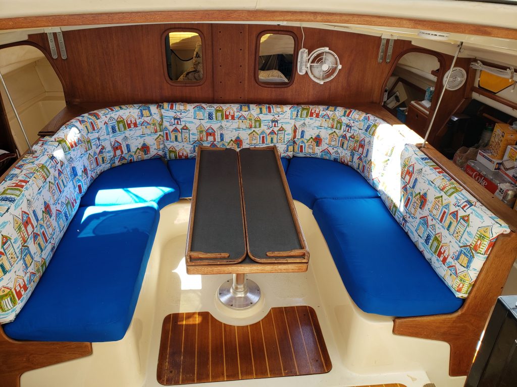 cockpit, Gemini 105, catamaran for sale