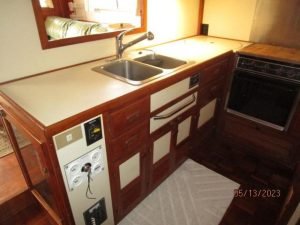 interior, Kadey-Krogen 36 Manatee, trawler for sale