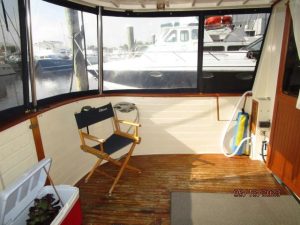 cockpit, Kadey-Krogen 36 Manatee, trawler for sale