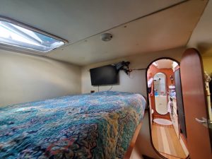 bed, Lagoon 37 TPI, catamaran for sale