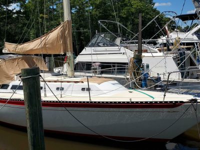 Islander 36