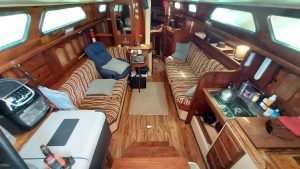 salon, Islander 36, sailboat for sale