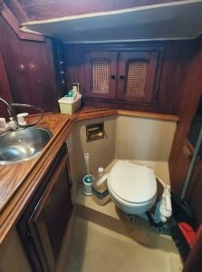 bath, Islander 36, sailboat for sale