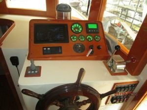 navigation station, Custom, trawler for sale