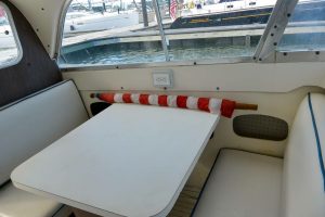 salon, Bertram, trawler for sale