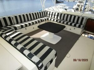 cockpit, Hatteras 63, trawler for sale