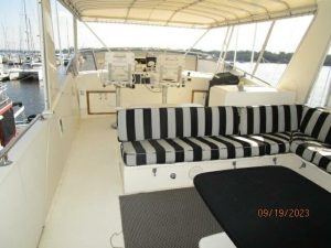 cockpit, Hatteras 63, trawler for sale