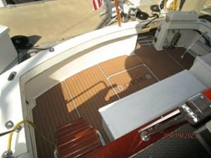 cockpit, Hatteras 63, trawler for sale