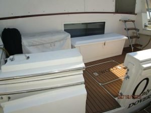 cockpit, Hatteras 63, trawler for sale