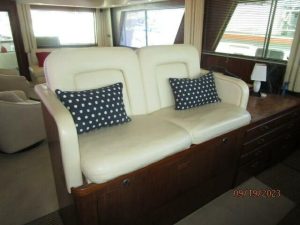 salon, Hatteras 63, trawler for sale