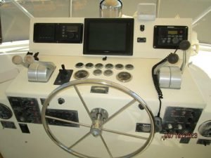 helm, Hatteras 63, trawler for sale