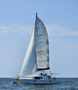 underway, Lagoon 500, catamaran for sale