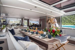salon, Bali 5.4, catamaran for sale