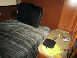 bed, Hunter H41, sailboat for sale