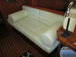 salon, Hunter H41, sailboat for sale