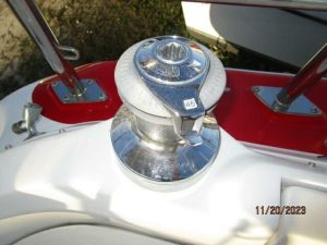 deck, Hunter H41, sailboat for sale