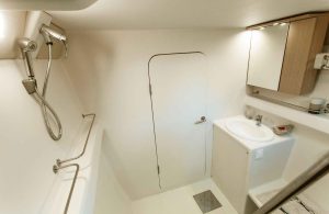bath, Custom, catamaran for sale