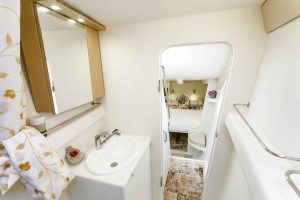 bath, Custom, catamaran for sale