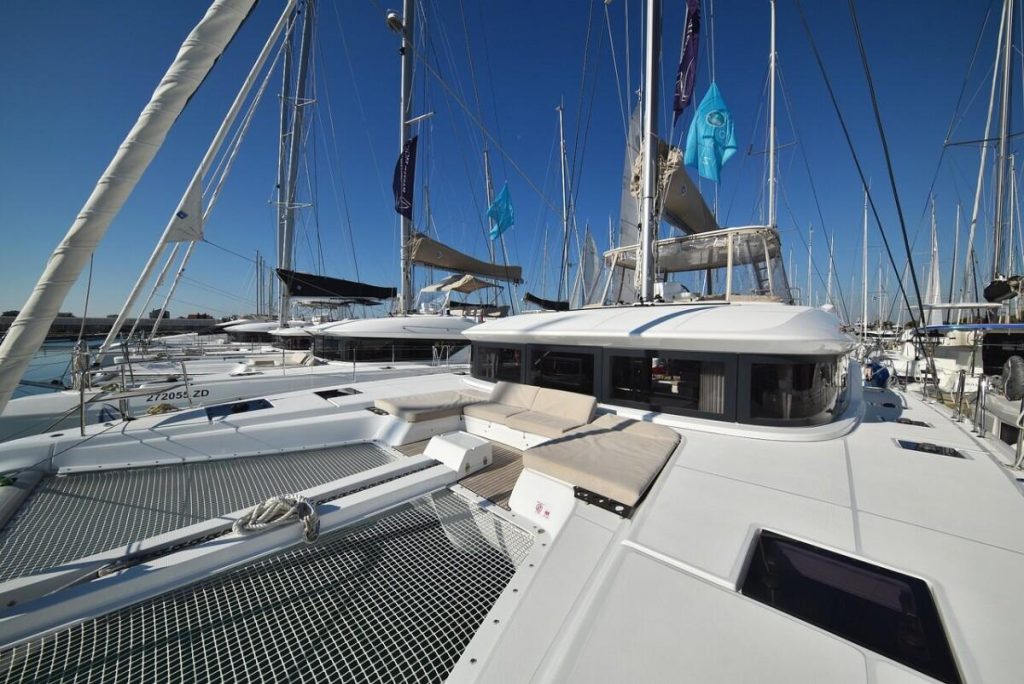 2021 Lagoon 50 ‘S/V Shadow’: A Modern Cruising Cat