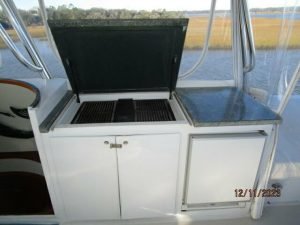 cockpit, Defever 72, trawler for sale
