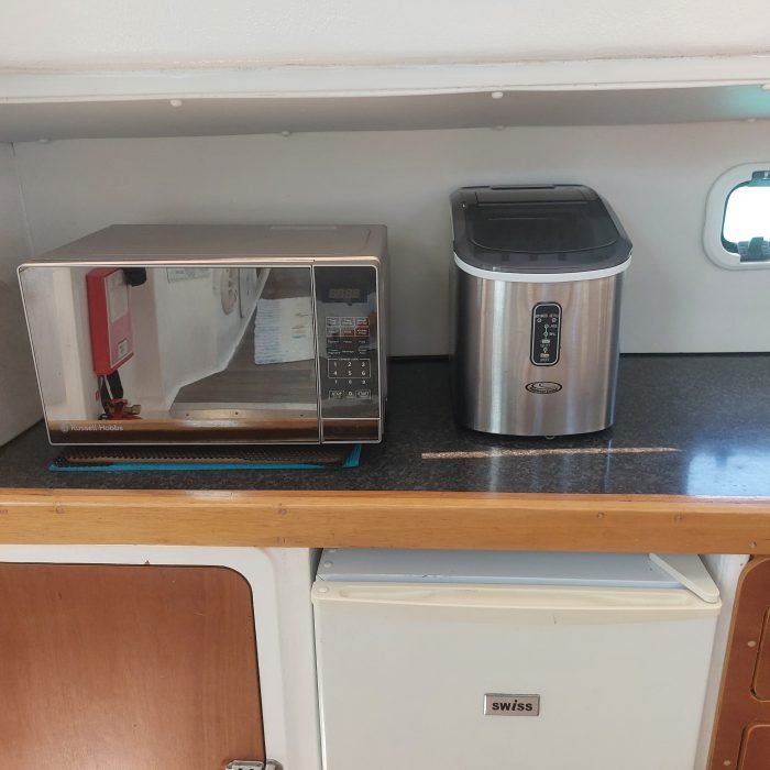interior, Dean 365, catamaran for sale