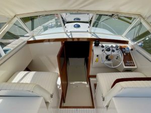 helm, Chris-Craft, trawler for sale