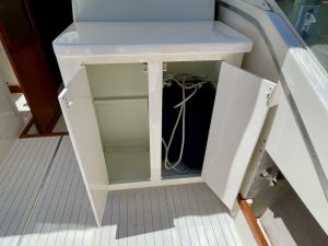 cockpit, Chris-Craft, trawler for sale