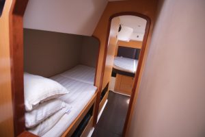 bed, FP 48 Salina, catamaran for sale