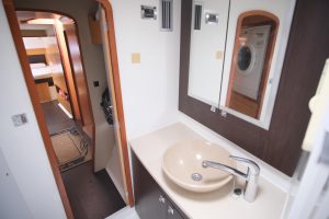 bath, FP 48 Salina, catamaran for sale