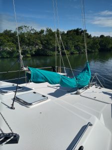 deck, Endeavour 44, catamaran for sale