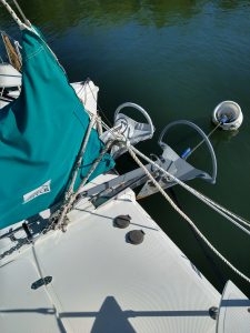 deck, Endeavour 44, catamaran for sale