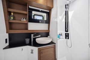 bath, Nautitech 46 Open, catamaran for sale